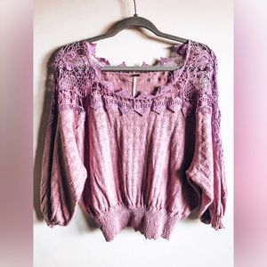 Free People 🕊 Lavender Sweater w/ Lace Detail